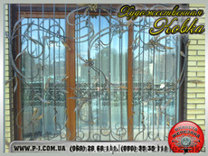 Кованые решетки на окна, металлические оконные решетки. Мариуполь.